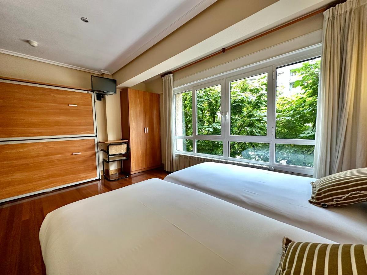 Pension Anoeta Сан-Себастьян Экстерьер фото
