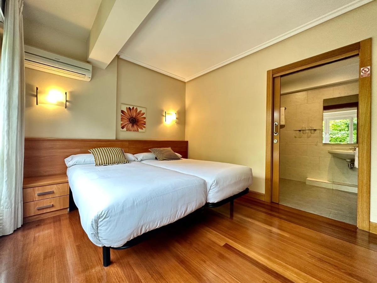 Pension Anoeta Сан-Себастьян Экстерьер фото