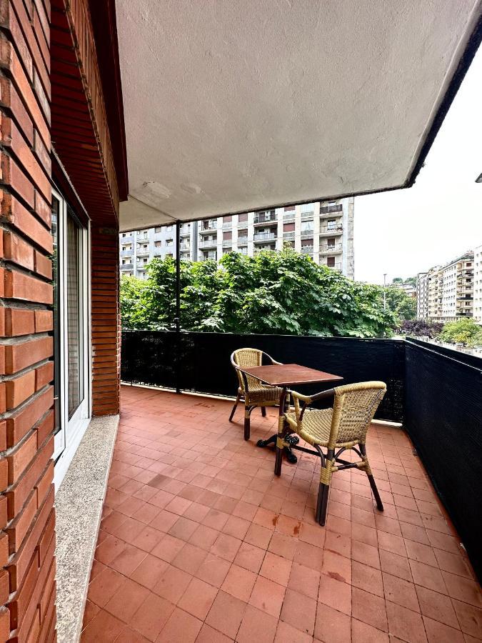 Pension Anoeta Сан-Себастьян Экстерьер фото